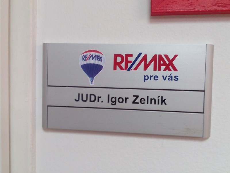 slim_remax